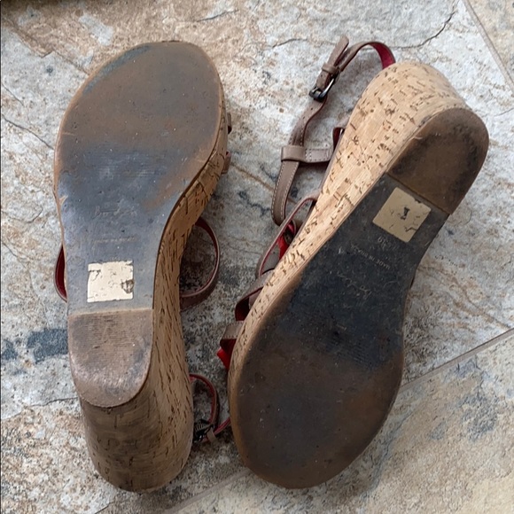 Sz 39 “Fabulous” wedges with box, bag, receipt! - Picture 7 of 7